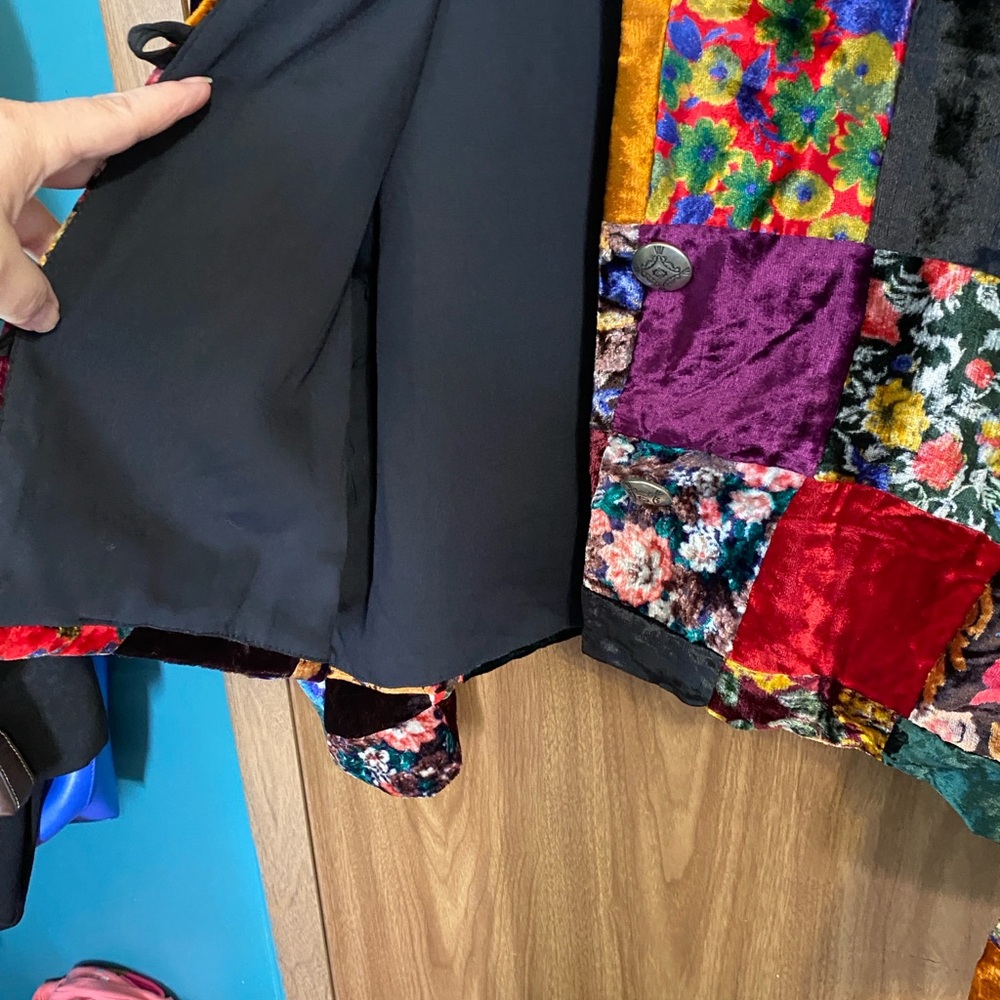 Colorful Patchwork Velvet Jacket VINTAGE EUC - Picture 9 of 9